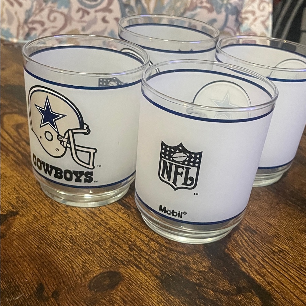 NFL Dallas Cowboys Blue and White Glass Set of 4